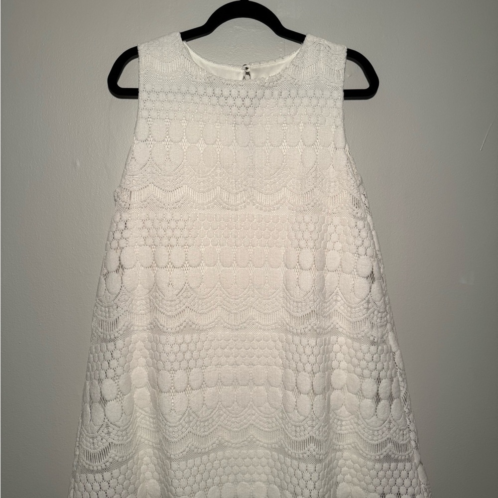 Elegant White Lace Dress